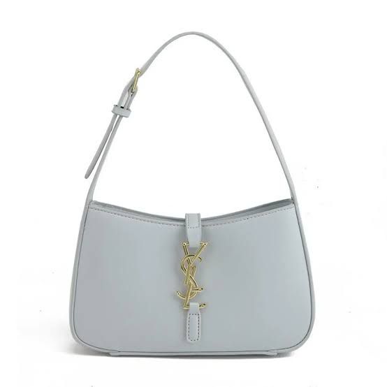 Saint Laurent Le 5 à 7 smooth leather shoulder bag
